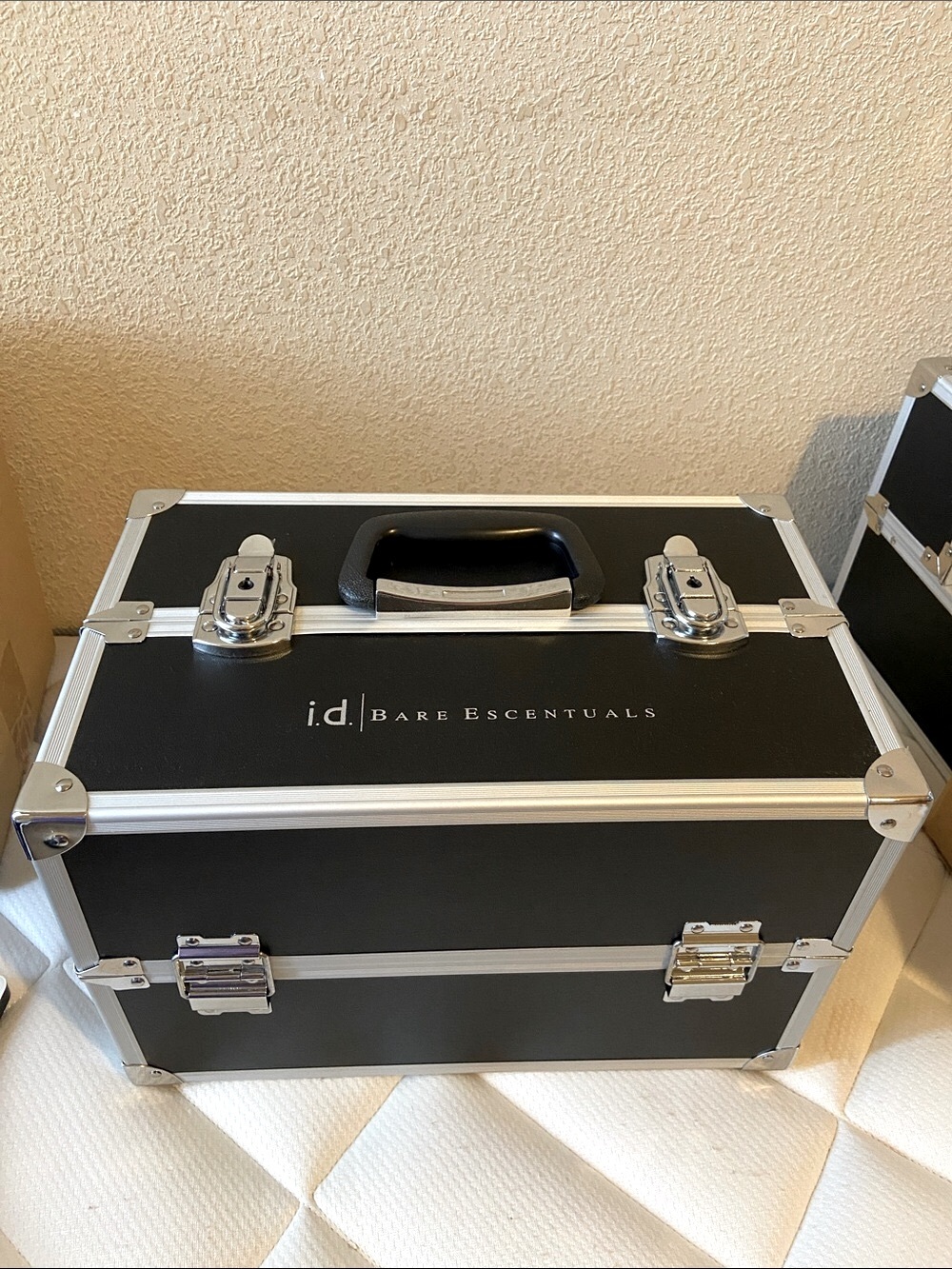 Vintage bare essentials i.d tackle box train case
